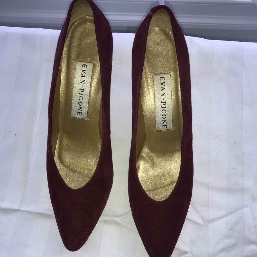 High-Heels -3” - Picture 2 of 3